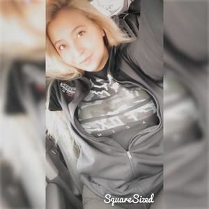 Meet your Posher, Felicia